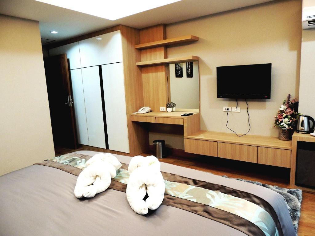 The Raise Hotel