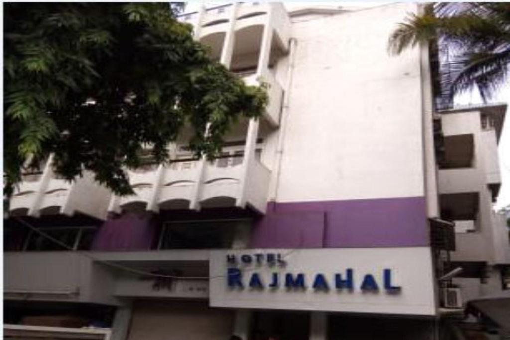 Hotel Rajmahal, Pune