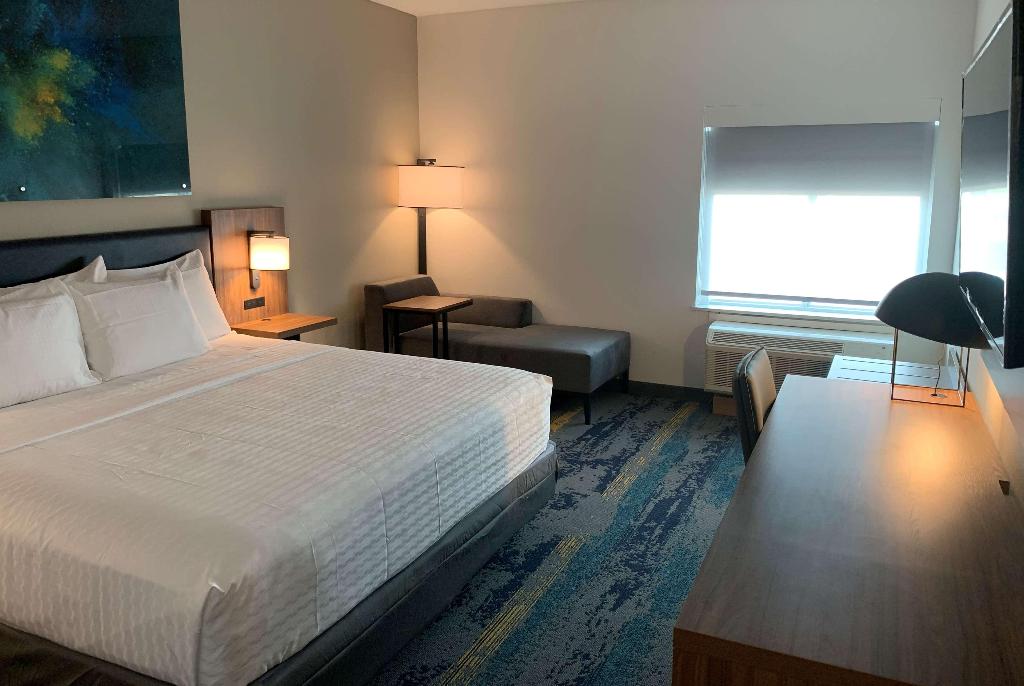 La Quinta Inn & Suites by Wyndham Texas City I-45