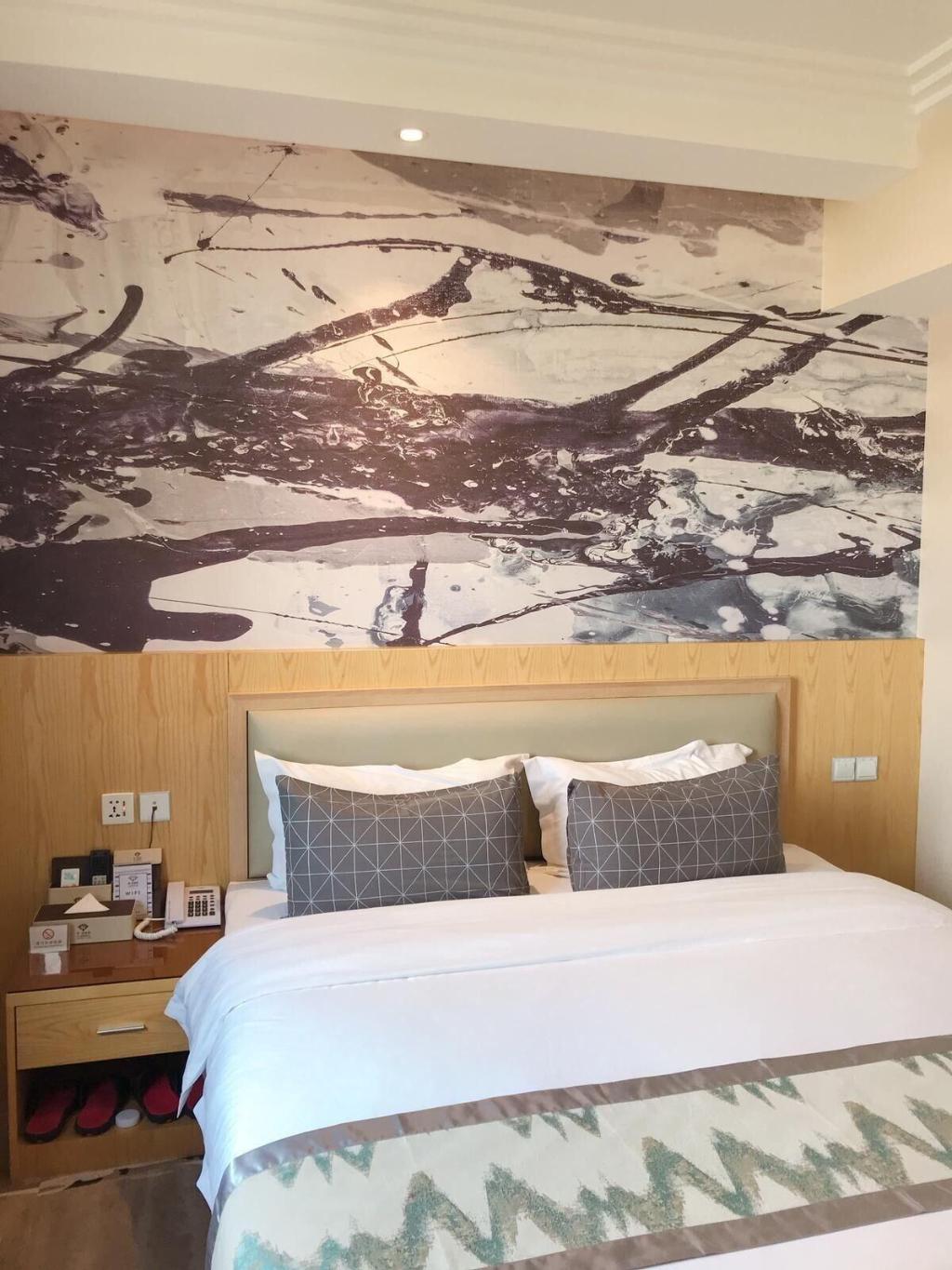 St. Moritz Business Hotel