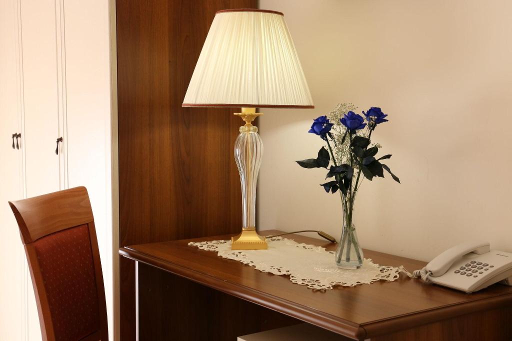 Elia Hotel