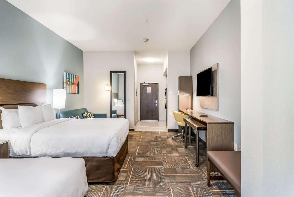 MainStay Suites