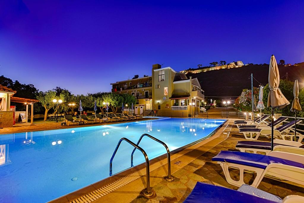 Ionis Hotel