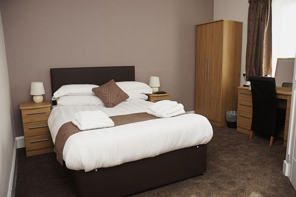 The Davron Hotel