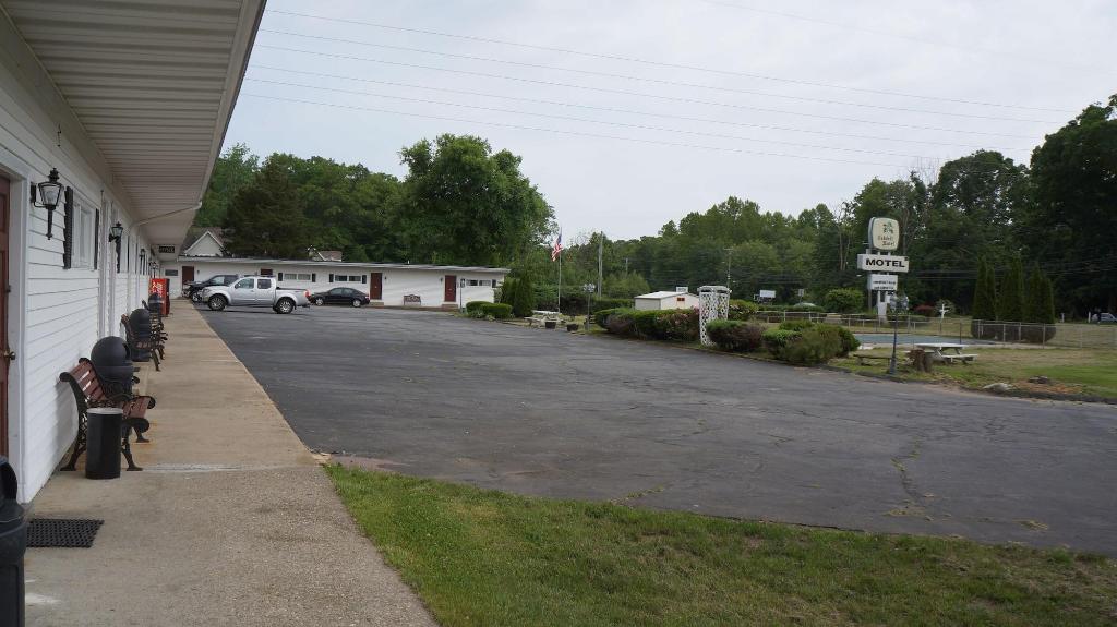 Oakdell Motel