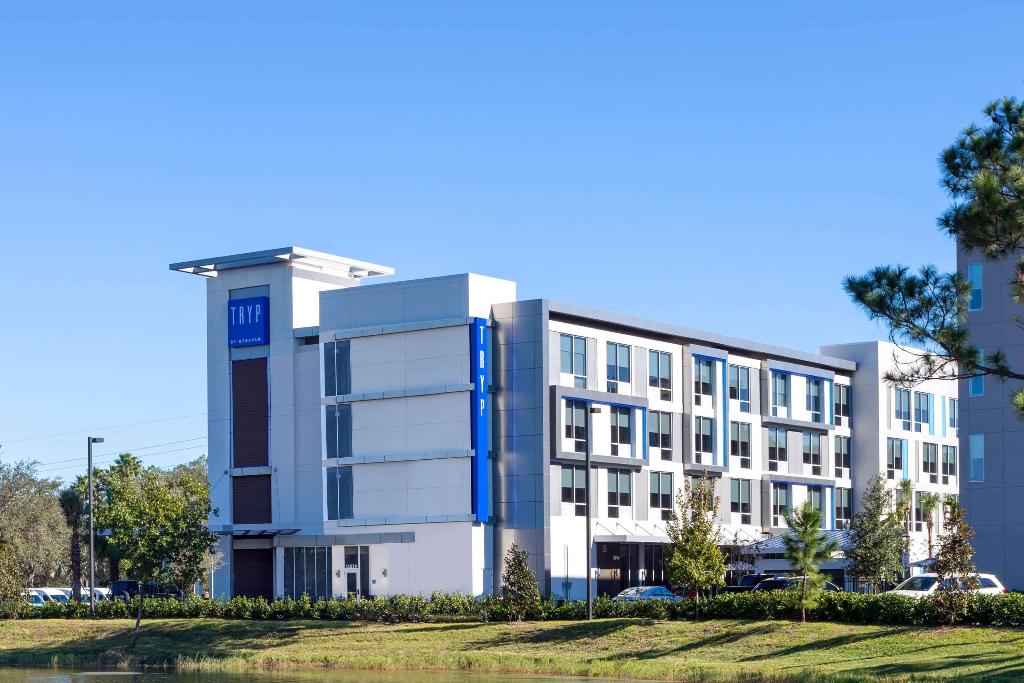 hotel-thumb
