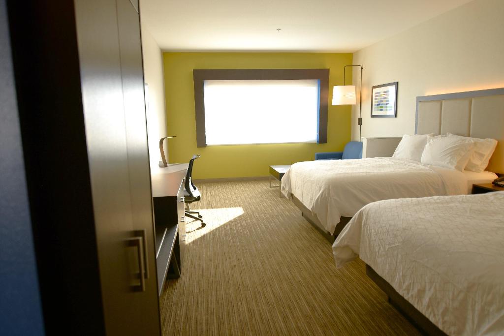 Holiday Inn Express & Suites Onalaska - La Crosse