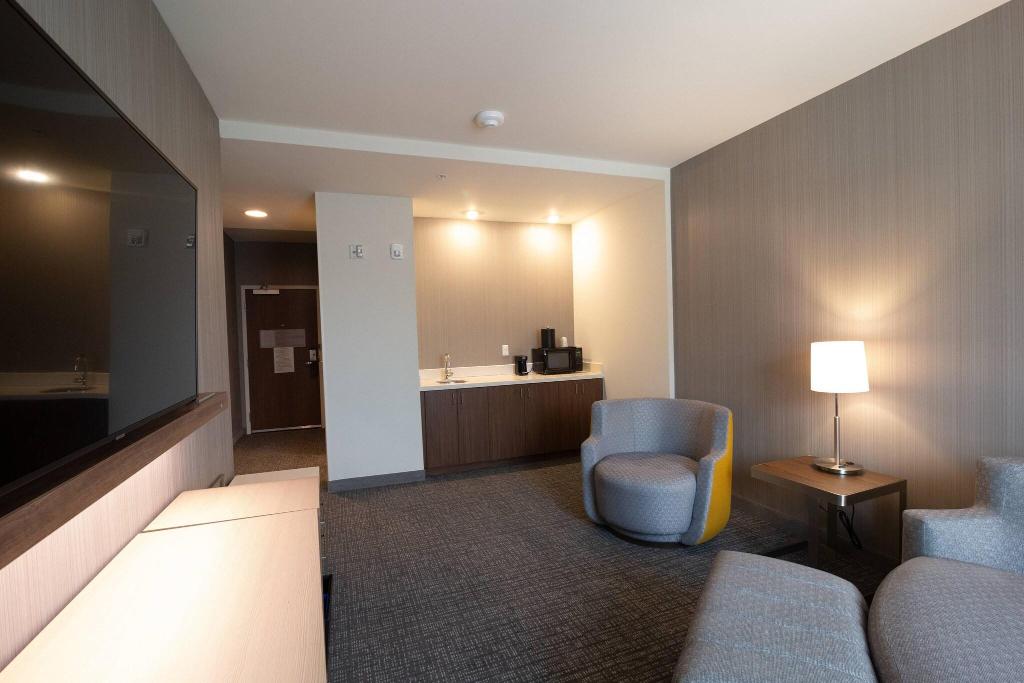 Courtyard By Marriott Cartersville