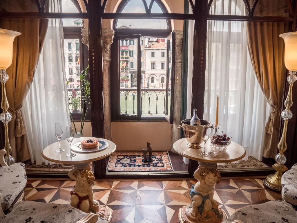 Галерея изображений Ego Boutique Hotel The Silk Road
