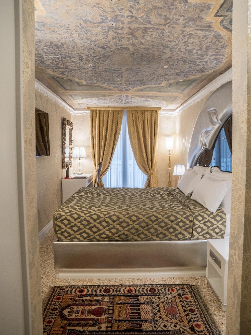 Галерея изображений Ego Boutique Hotel The Silk Road