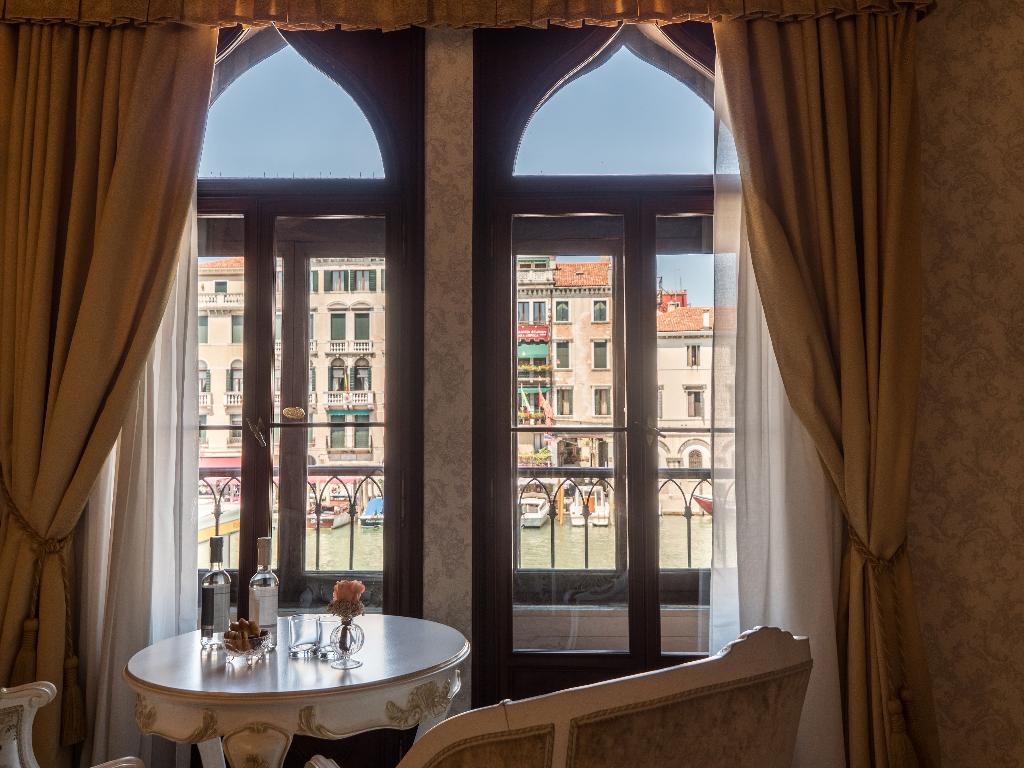Галерея изображений Ego Boutique Hotel The Silk Road