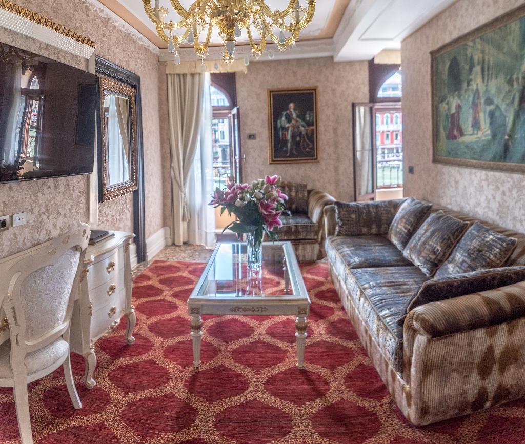 Галерея изображений Ego Boutique Hotel The Silk Road