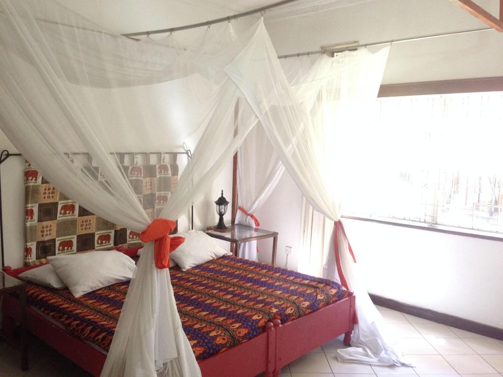 Outpost Lodge