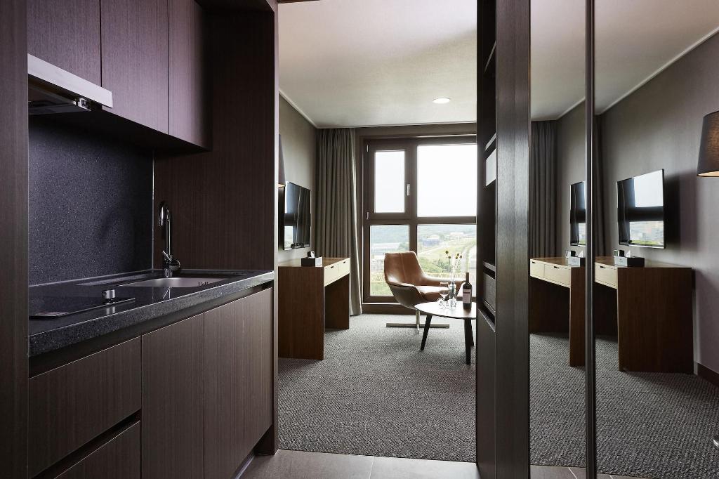 Raonstay In Perla Hotel