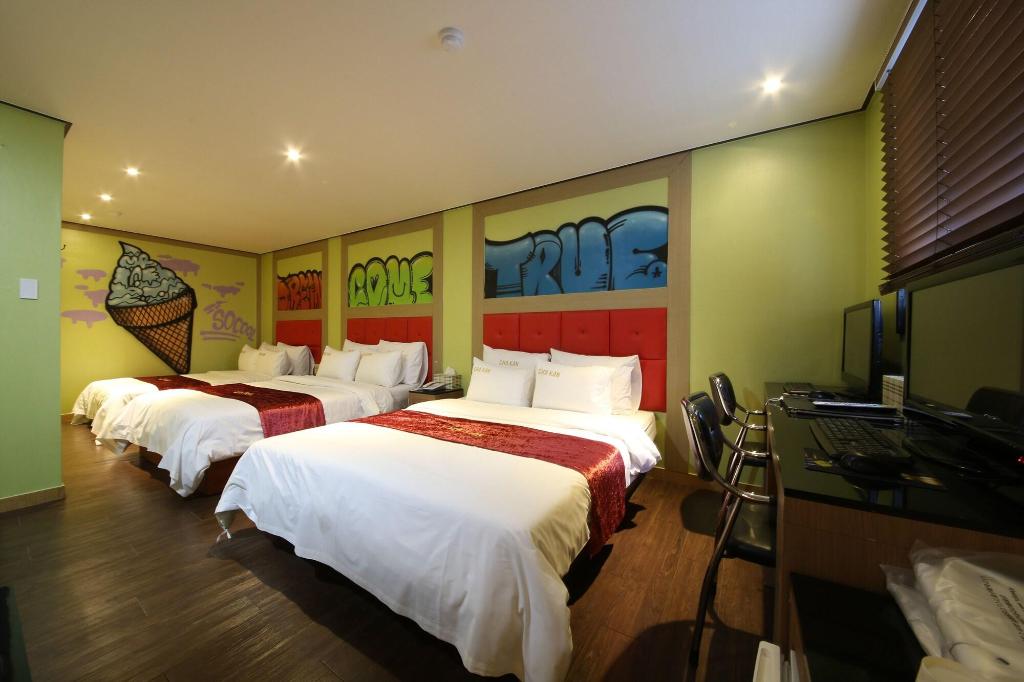 Chakan Hotel
