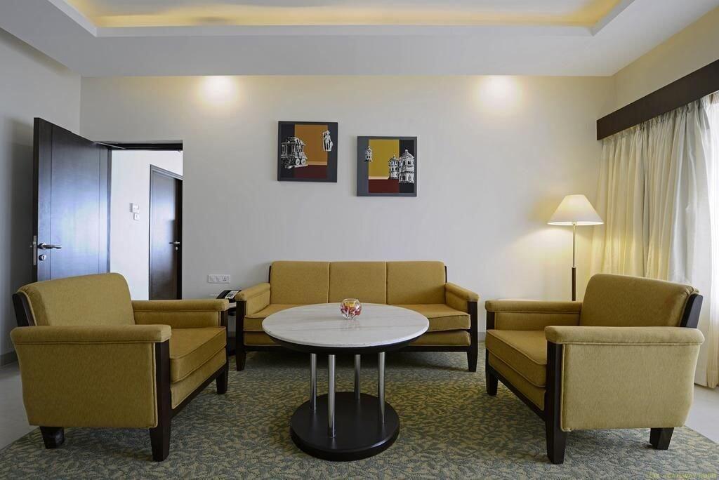 Hotel Naveen
