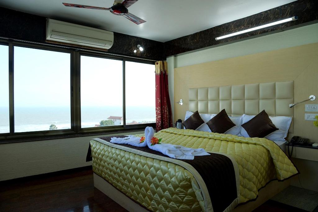 Tri Sea Hotel