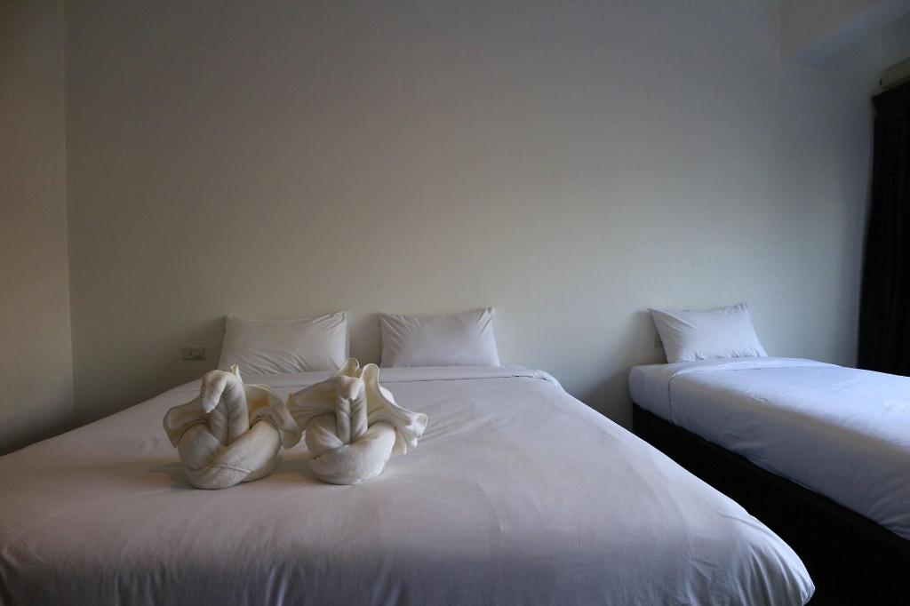 Azz Hotel