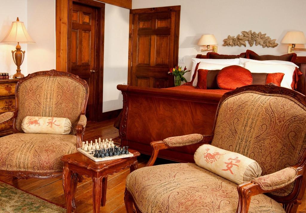 Stonecroft Country Inn