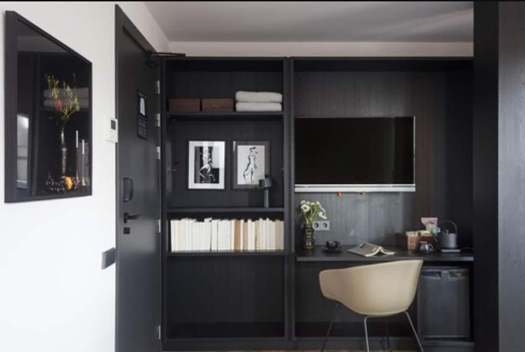 Hotel Yurbban Ramblas, Spanien, Barcelona. Großes 2