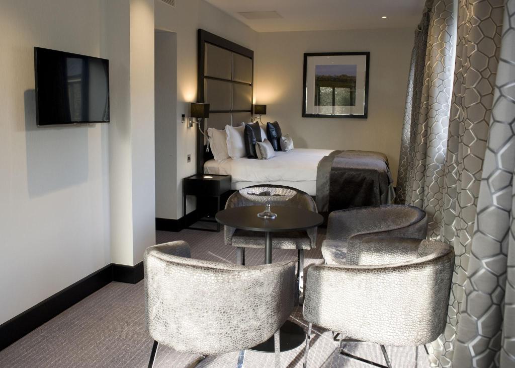 The Lodge At Kingswood