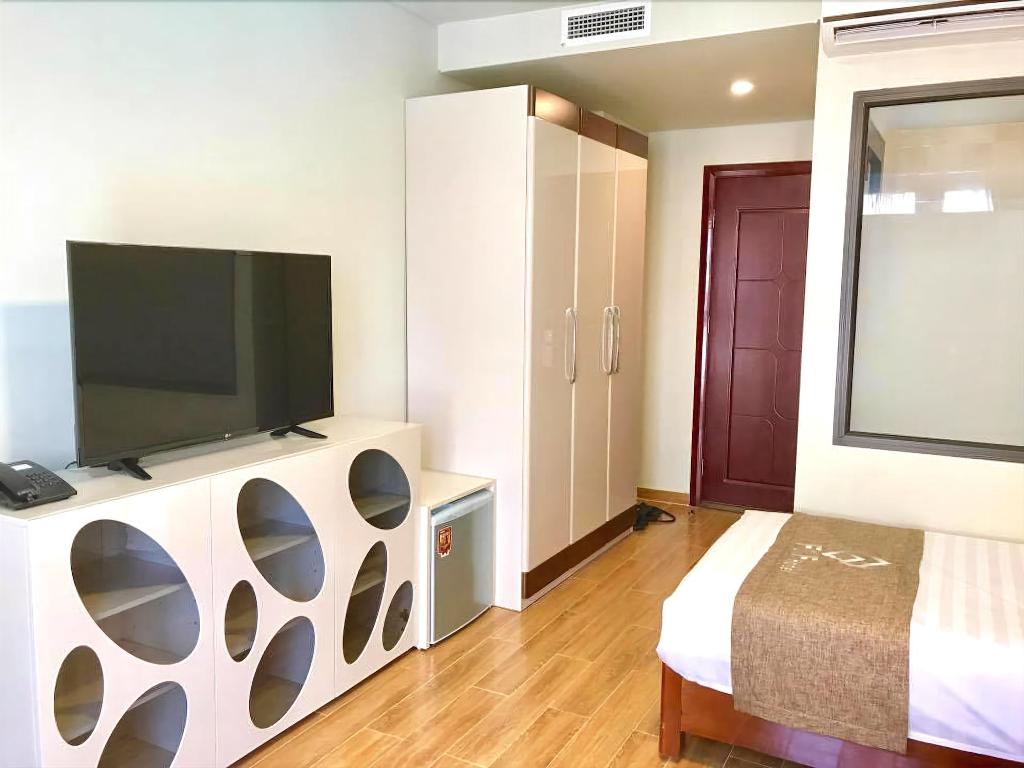 F&F Hotel