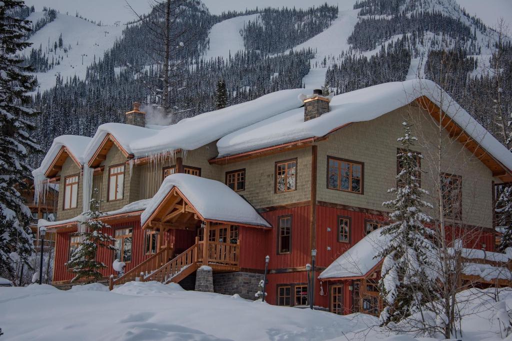 Copper Horse Lodge