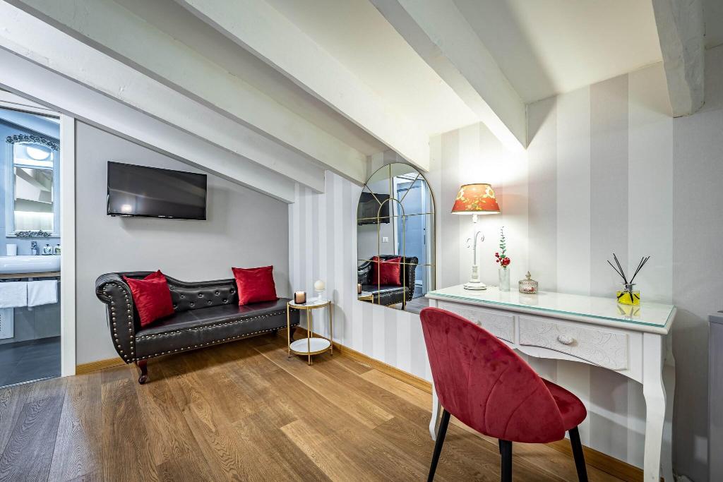 Antico Centro Suites