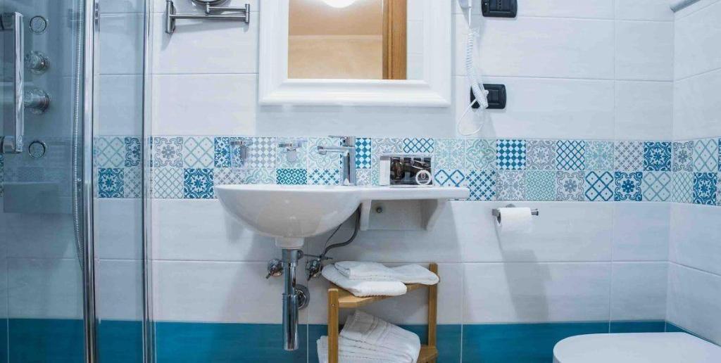 Vittoria Guest House - Salerno