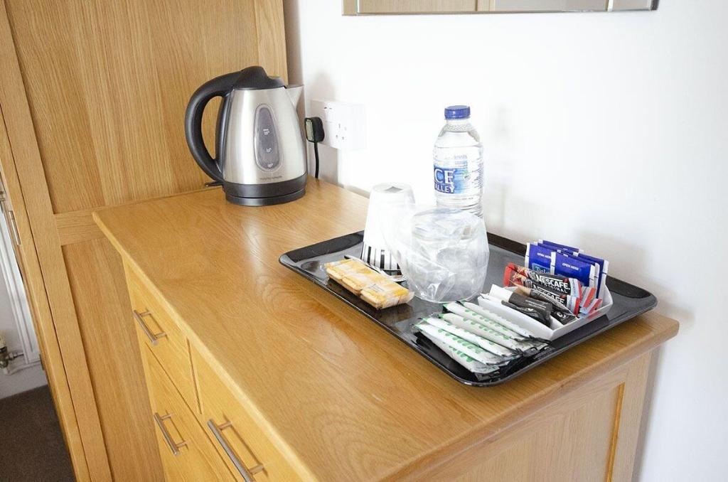 Headlands - Room Only Accommodation