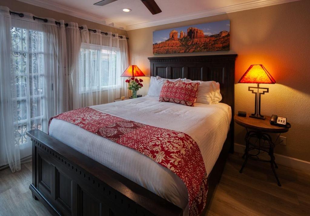 Lantern Light Inn - Romantic Getaway