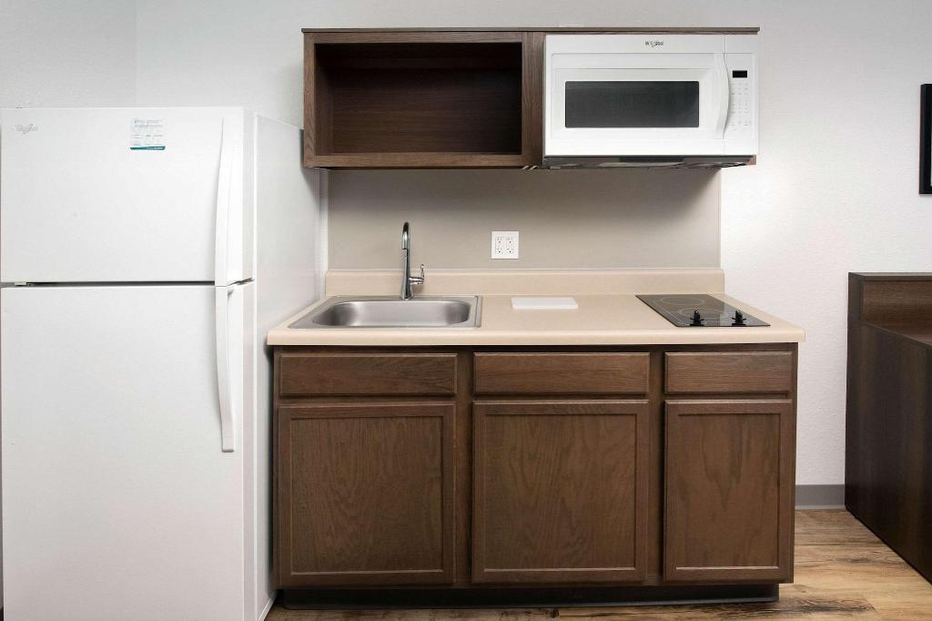 Woodspring Suites Deerfield Beach