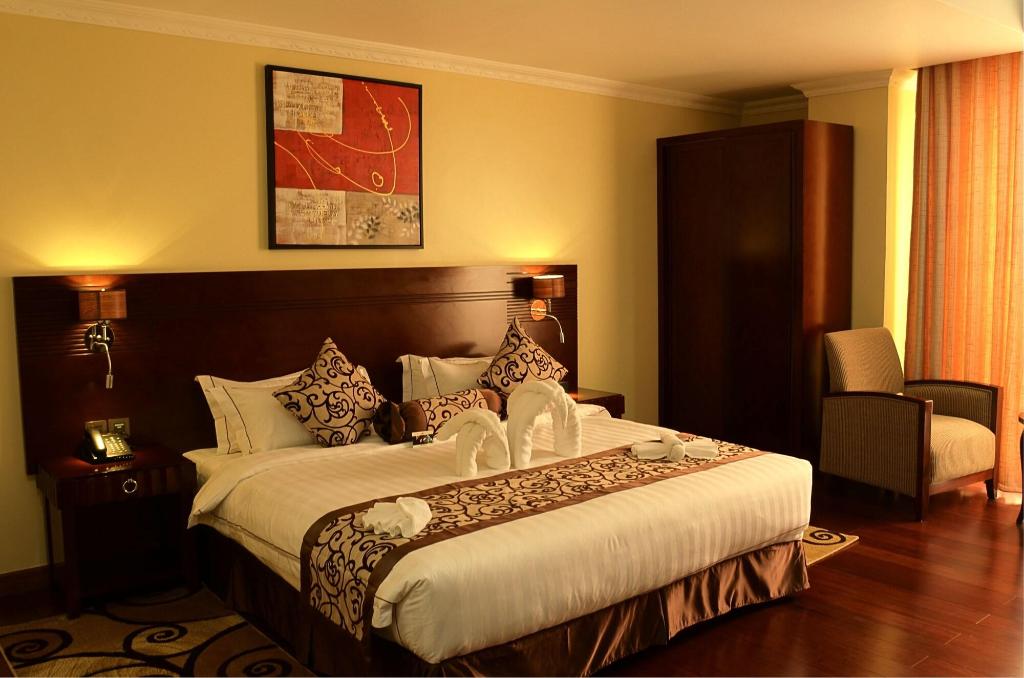 The White Rhino Hotel