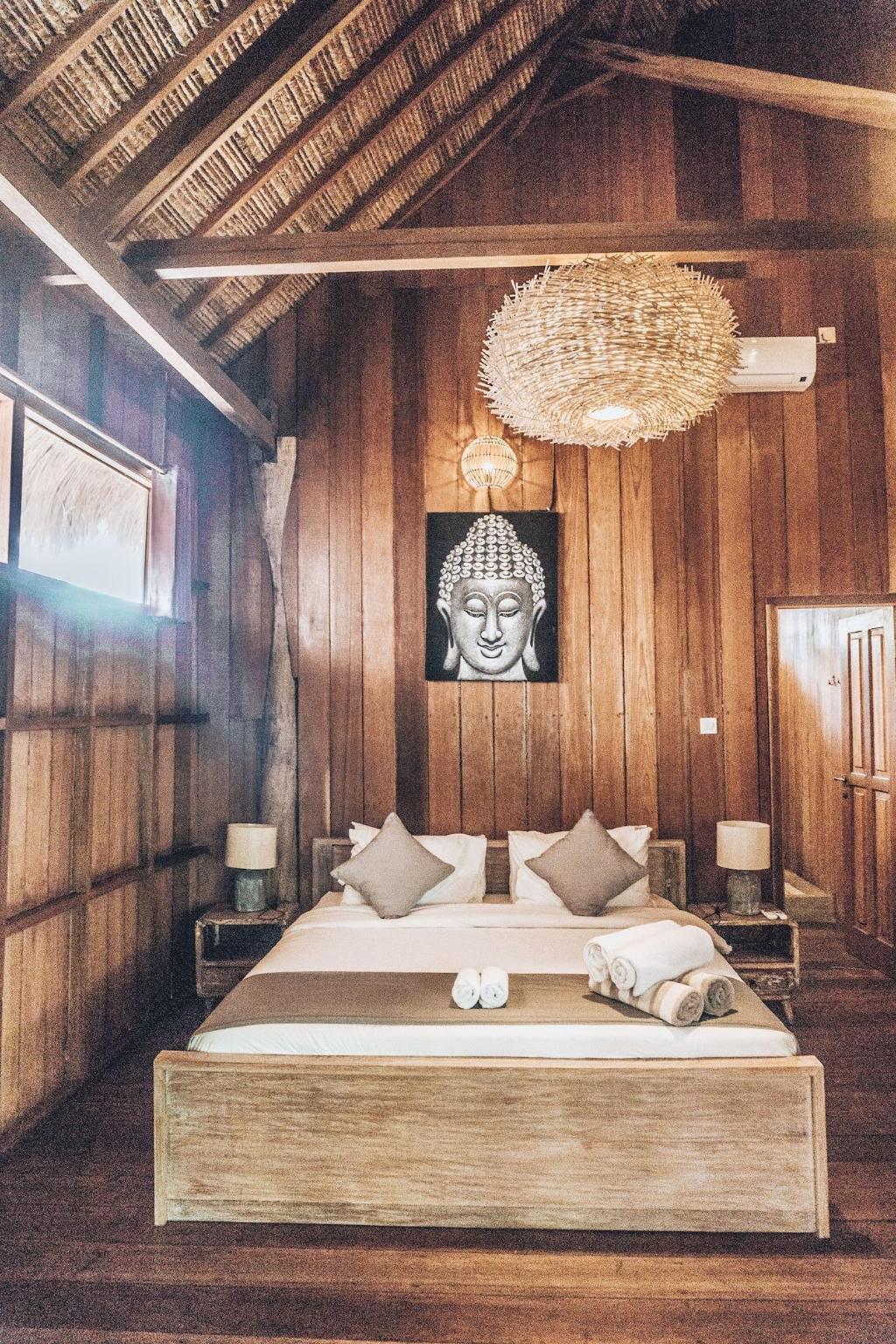 Gili Treehouses