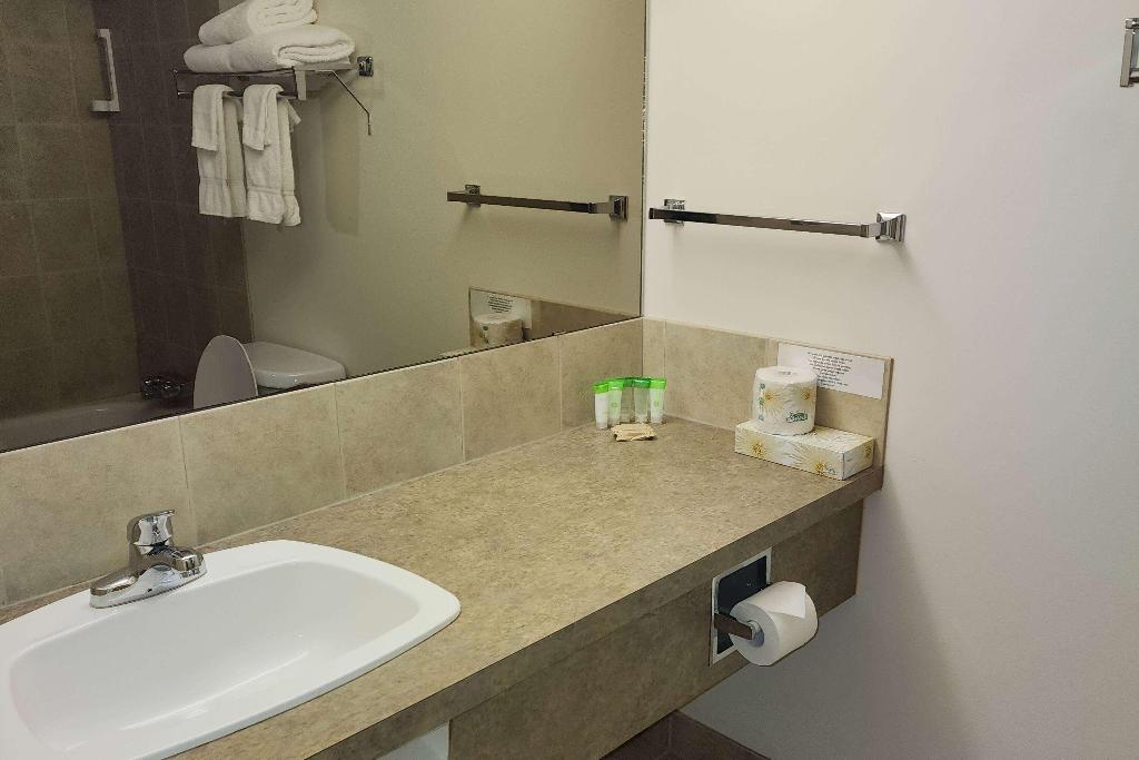 Days Inn By Wyndham Drayton Valley