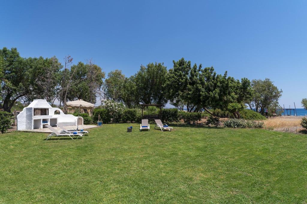 Eco Beach And Magic Garden