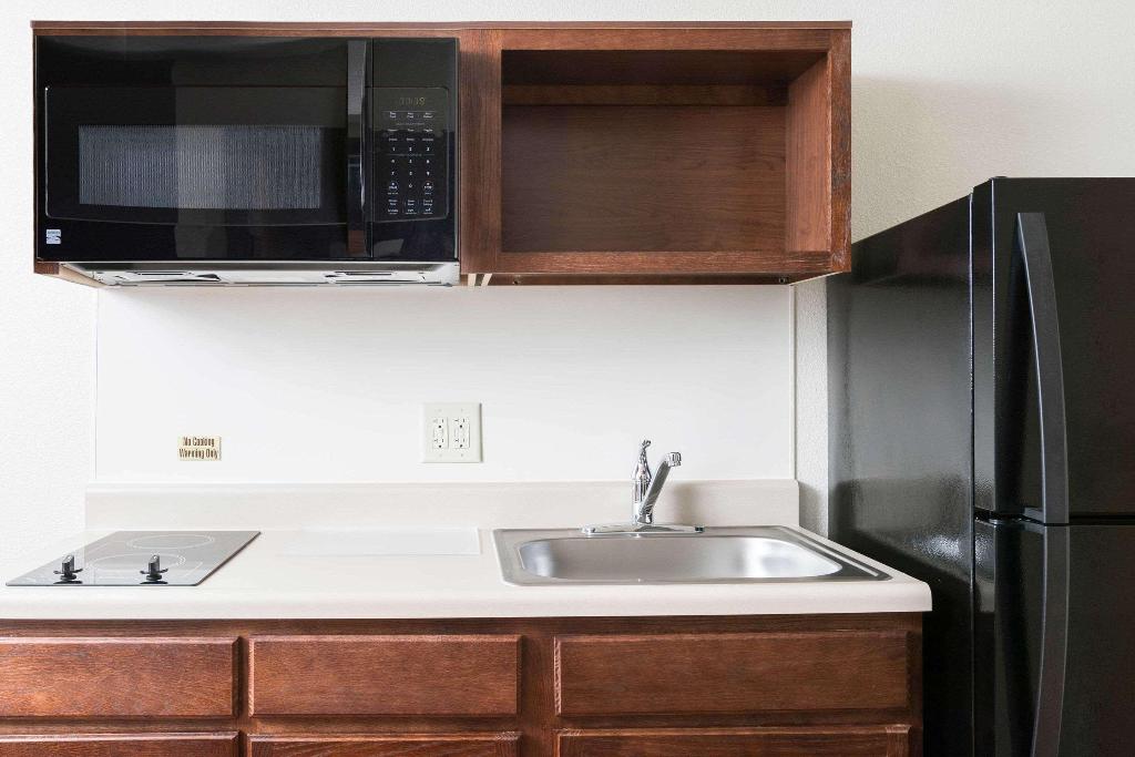Woodspring Suites Lafayette