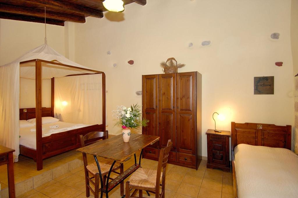 Elia Traditional Hotel & Spa