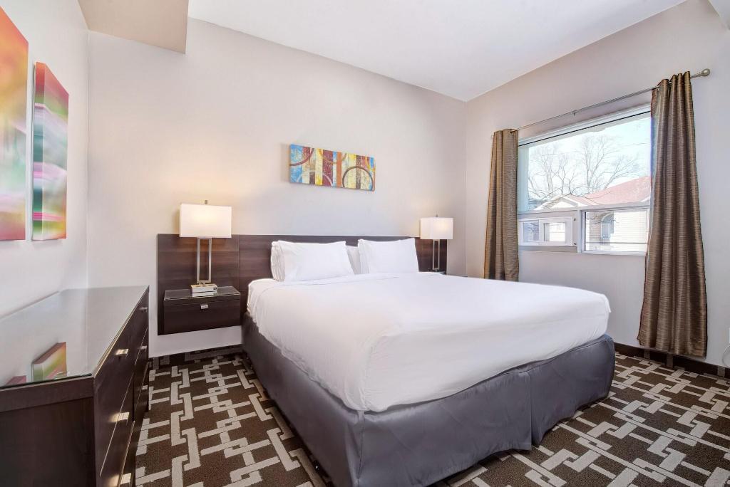 Willowdale Hotel  Toronto North York