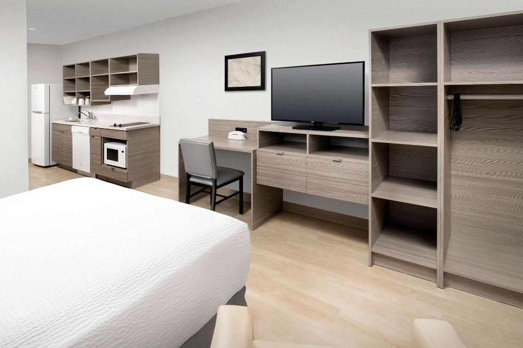 Woodspring Suites Seattle Tukwila