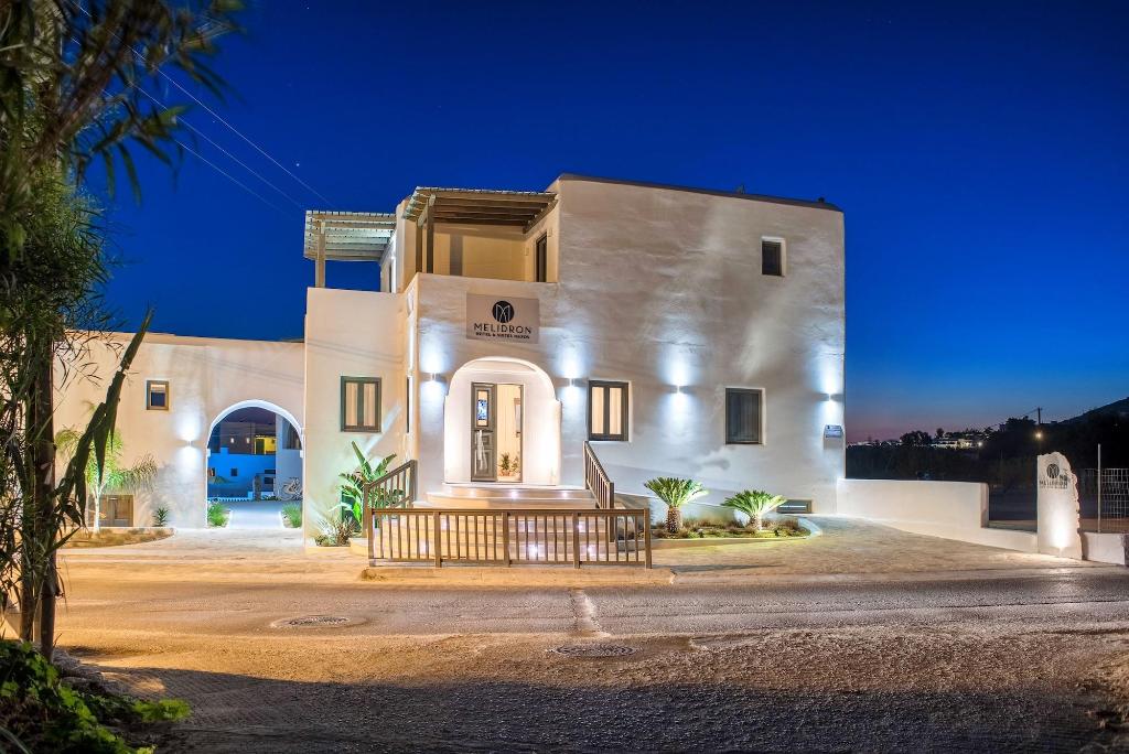 Melidron Luxury Hotel & Suites
