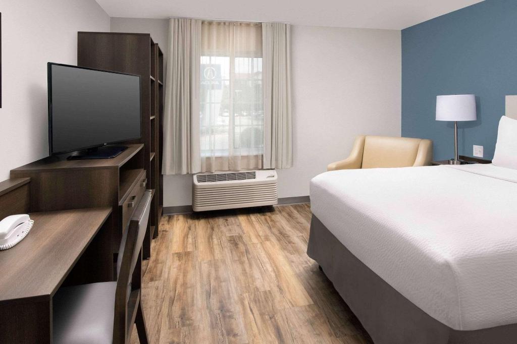 WoodSpring Suites Austin South Central I-35
