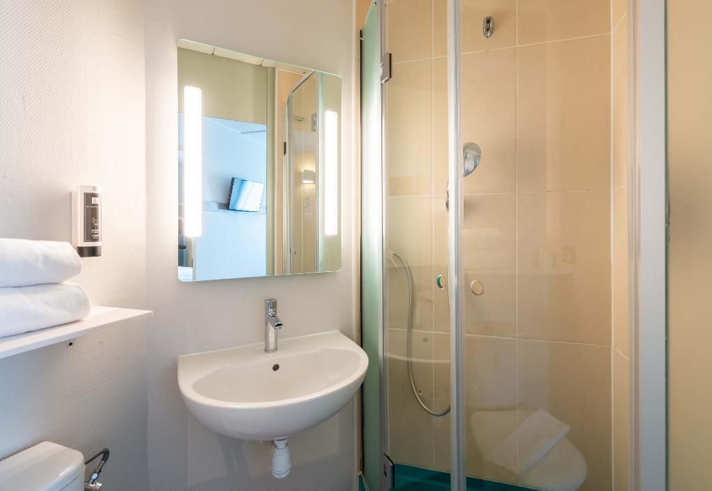 B&B Hotel Montelimar Nord