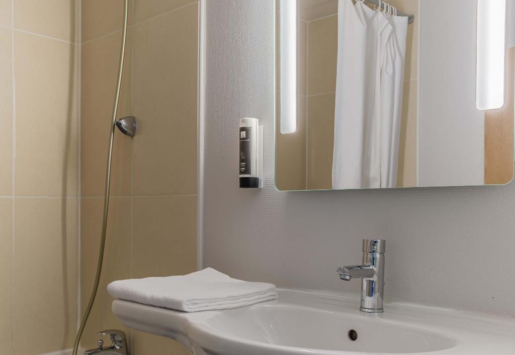 B&B HOTEL Besançon Chateaufarine