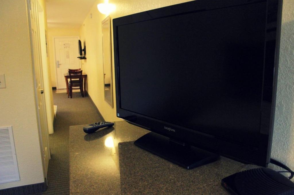 Affordable Suites Augusta