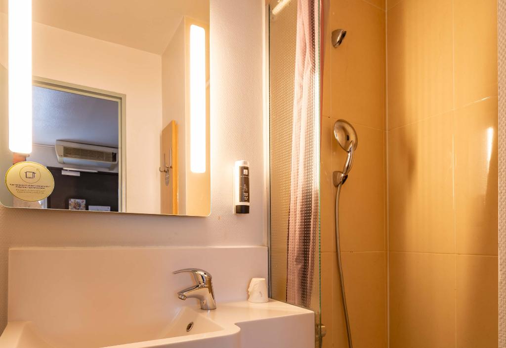 B&B Hotel Grenoble Université