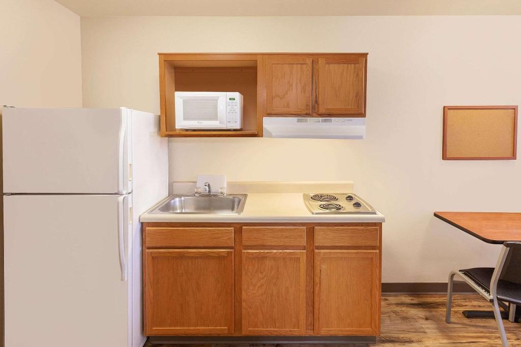 Woodspring Suites Council Bluffs