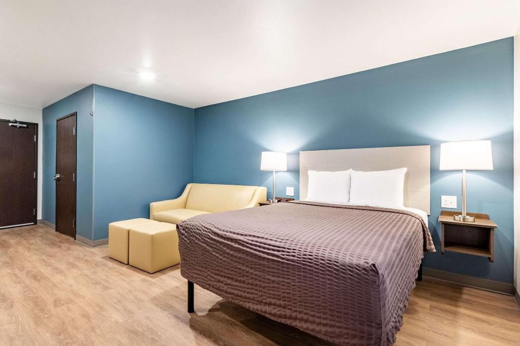 Woodspring Suites Indianapolis Airport South