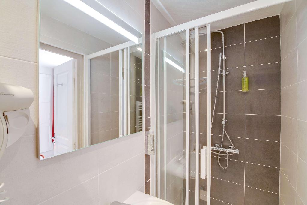 Brit Hotel Les Comtes de Champagne