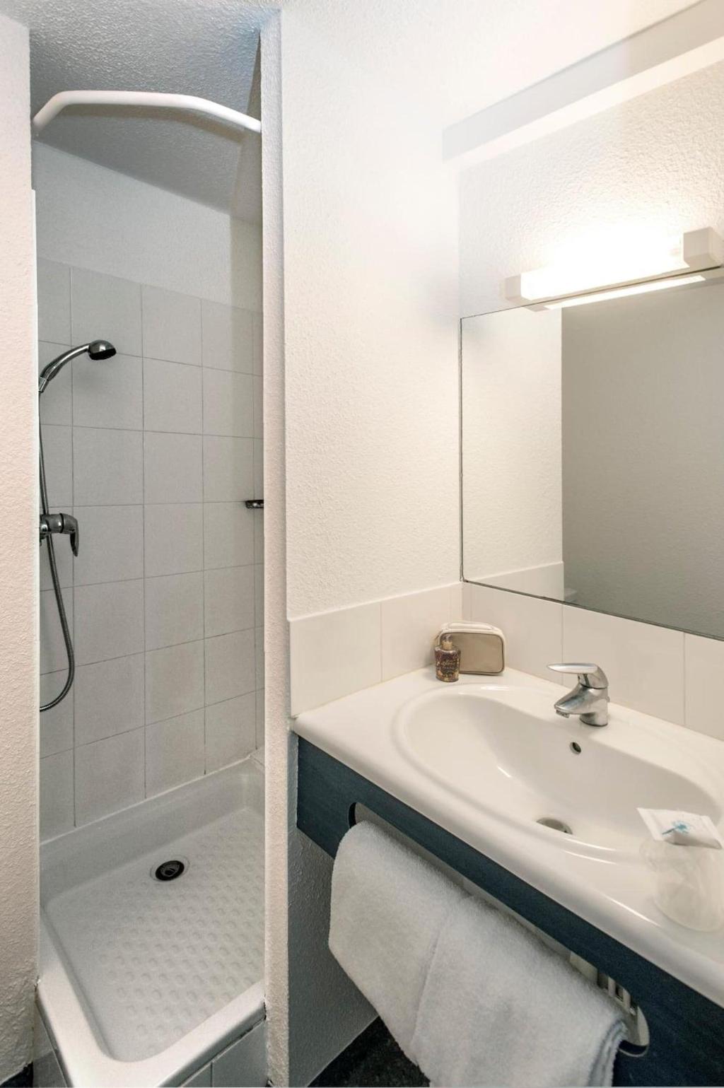Brit Hotel Essentiel St Flour